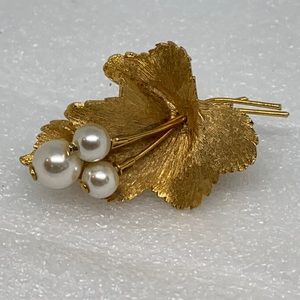 Vintage Roma pearl leaf and berries pin